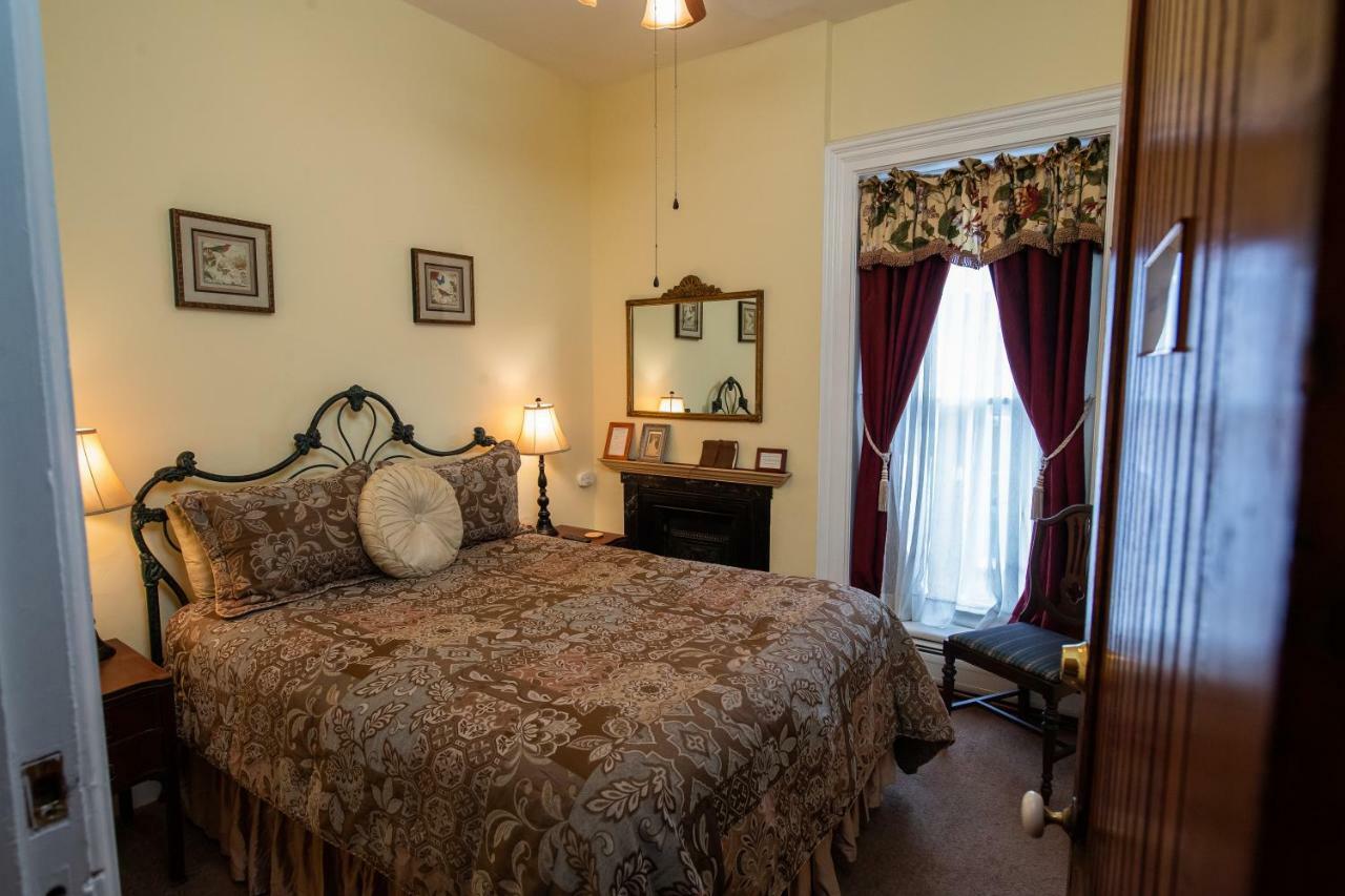 Spencer House Bed & Breakfast Erie Luaran gambar
